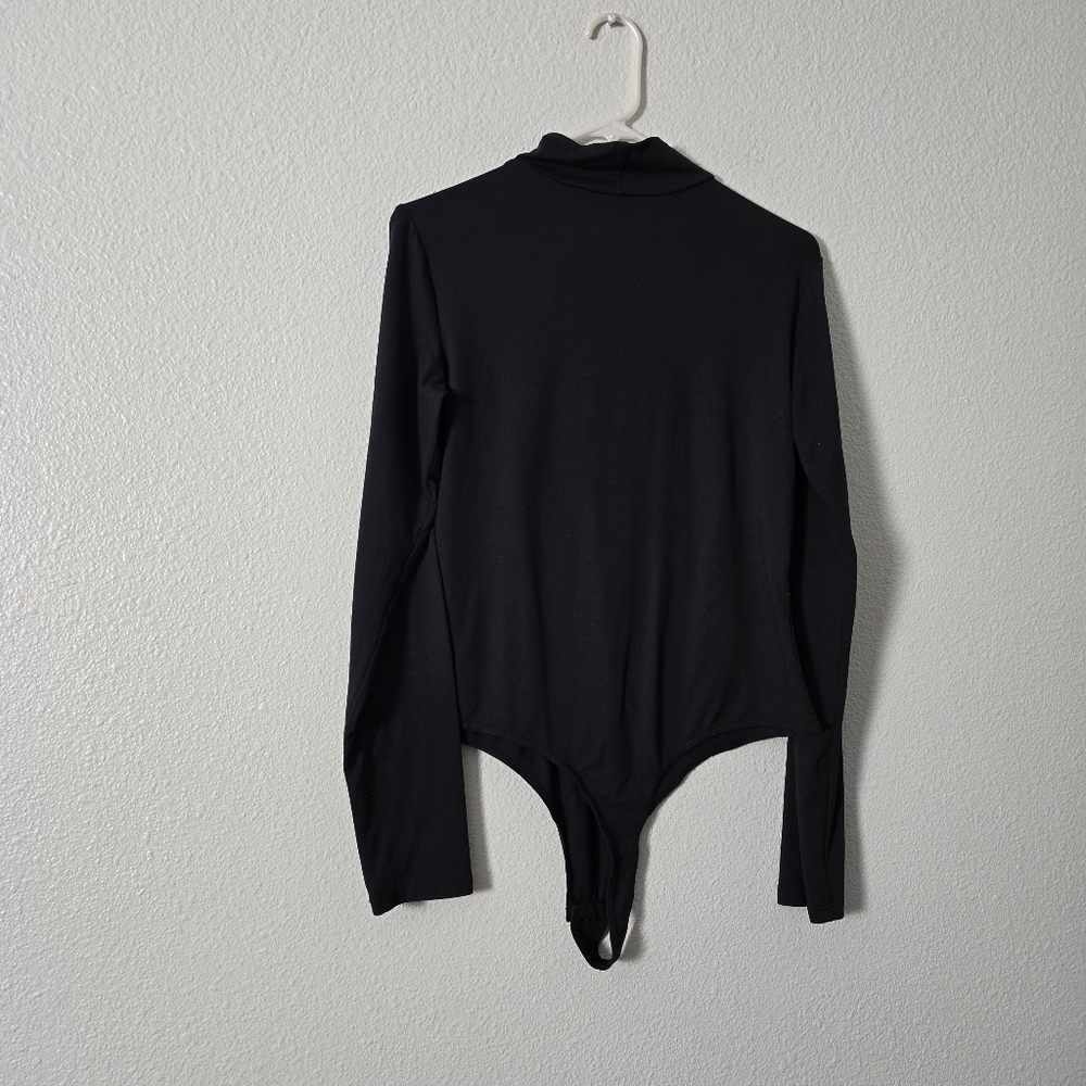 Black Long-Sleeve Bodysuit Top - Classic Minimal Sz L